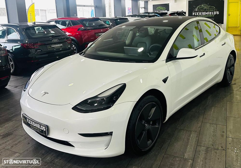 Tesla Model 3 Long-Range Dual Motor AWD - 4