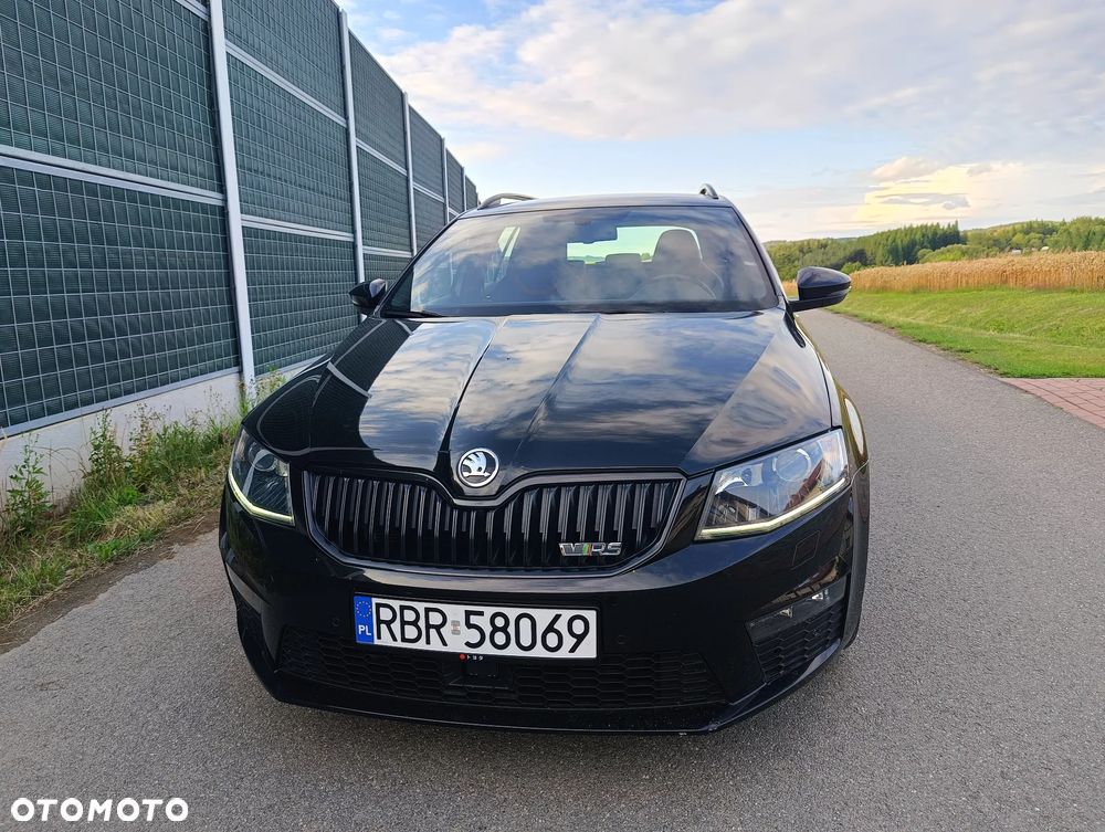 Skoda Octavia 2.0 TDI RS - 34