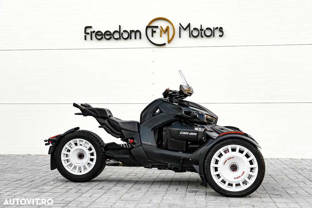 Can-Am Ryker 900 - 5