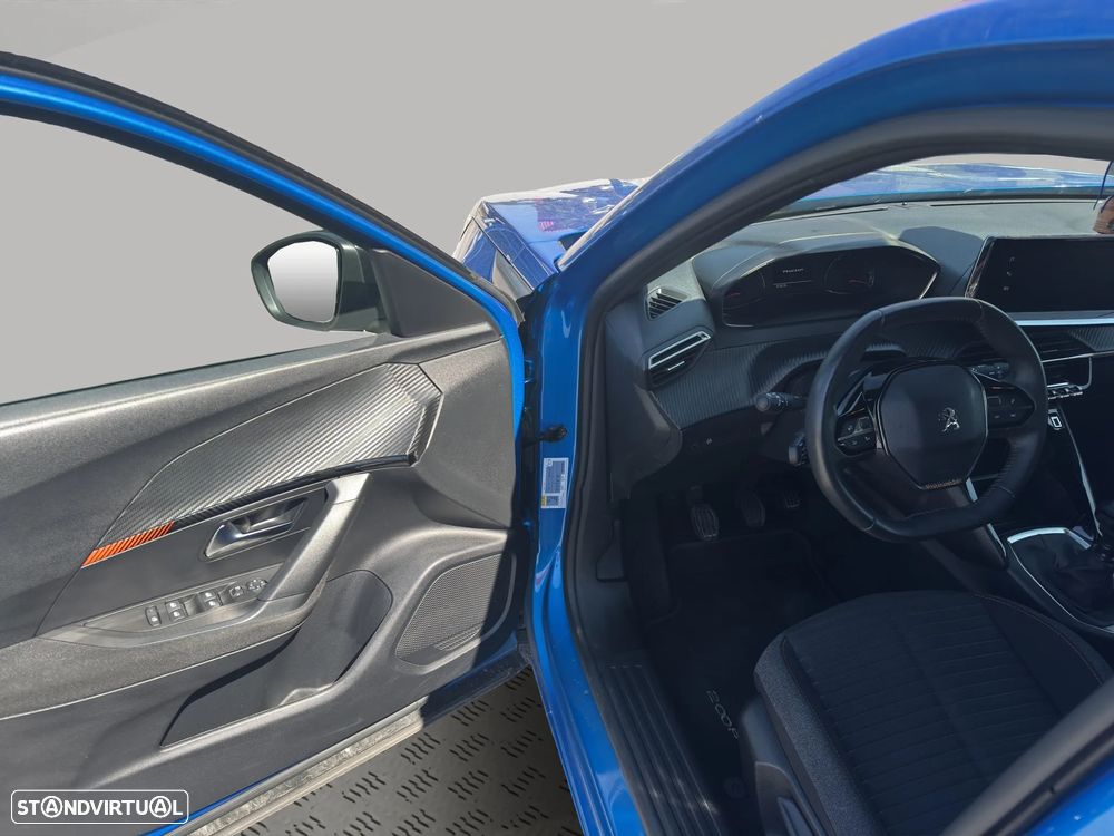Peugeot 2008 1.2 PureTech Active - 21