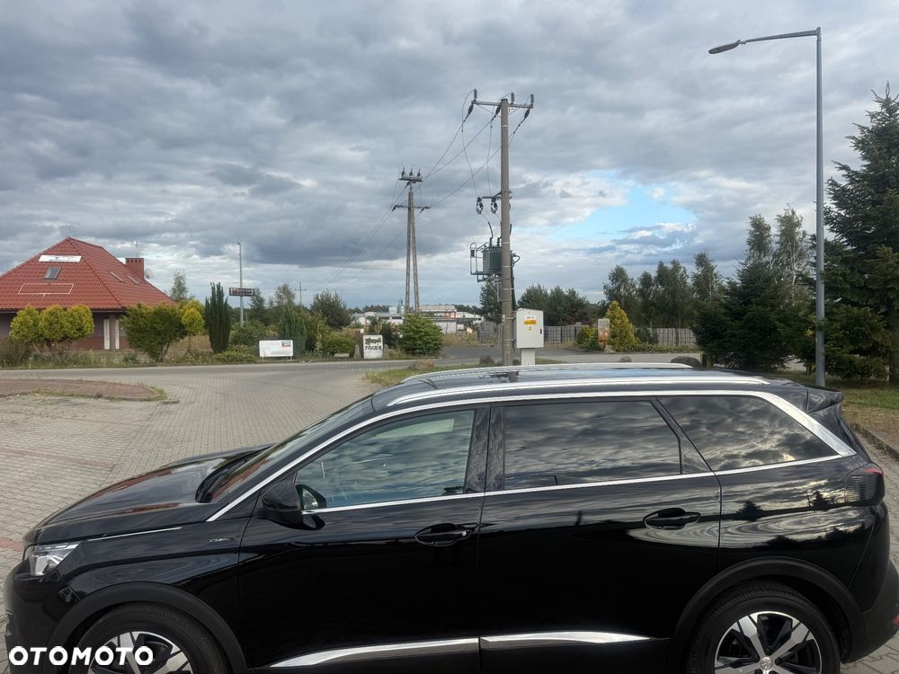 Peugeot 5008 - 9