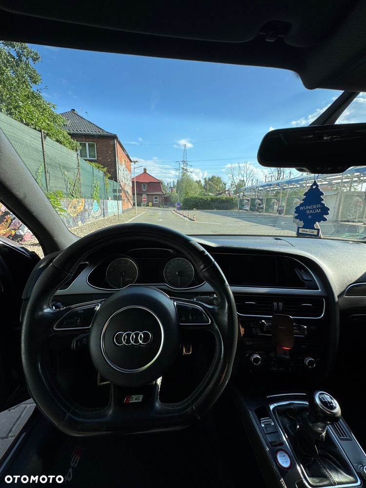 Audi S4 Limousine - 26