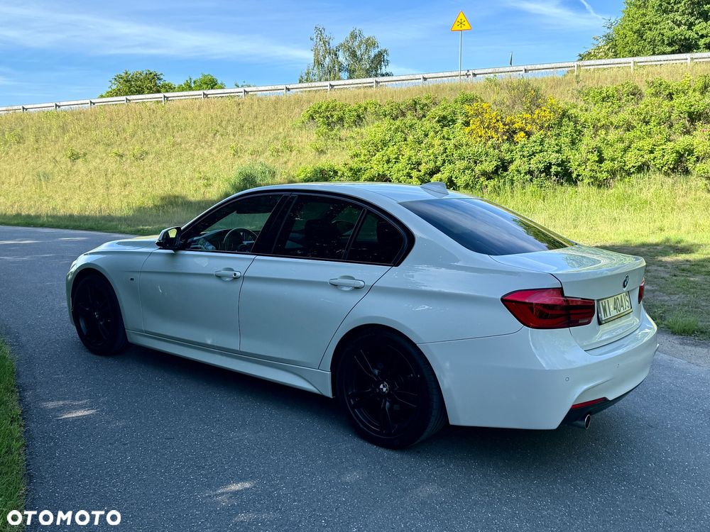 BMW Seria 3 318d M Sport - 5