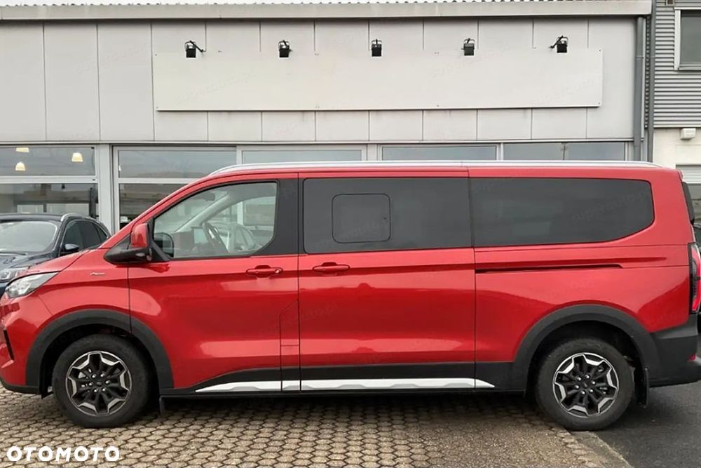 Ford Tourneo Custom - 4
