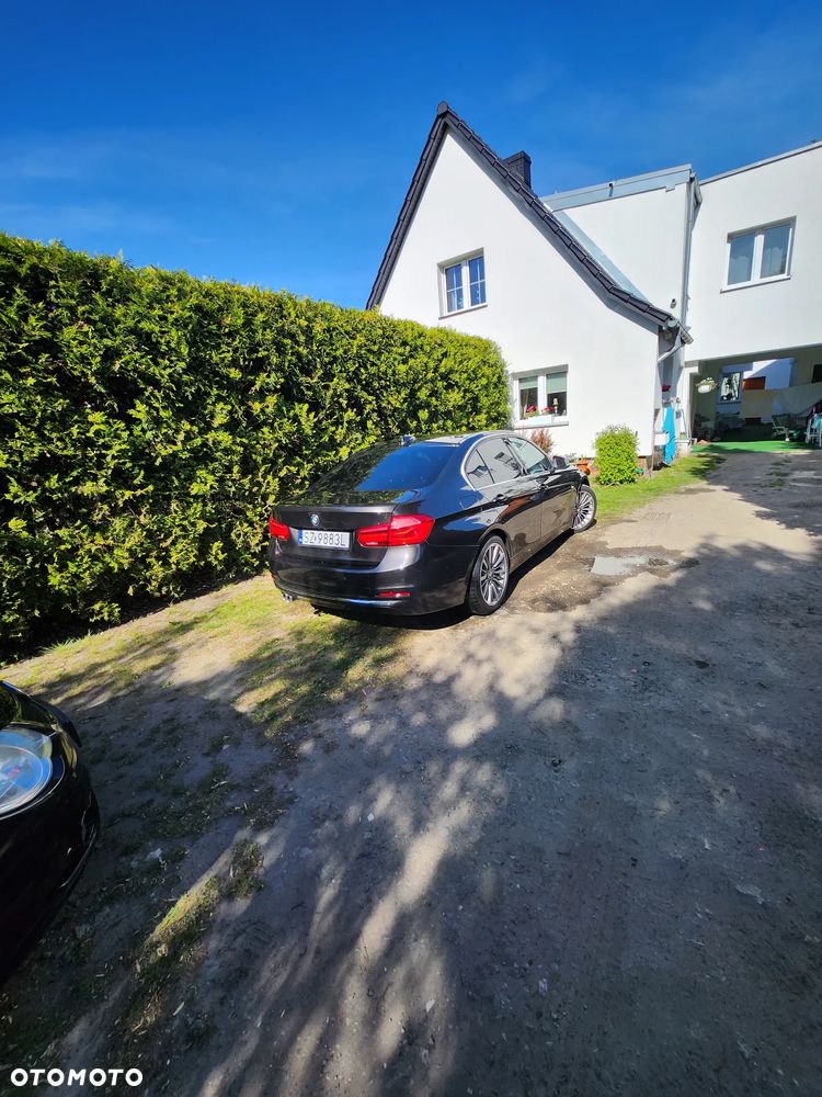 BMW Seria 3 330d Luxury Line sport - 3