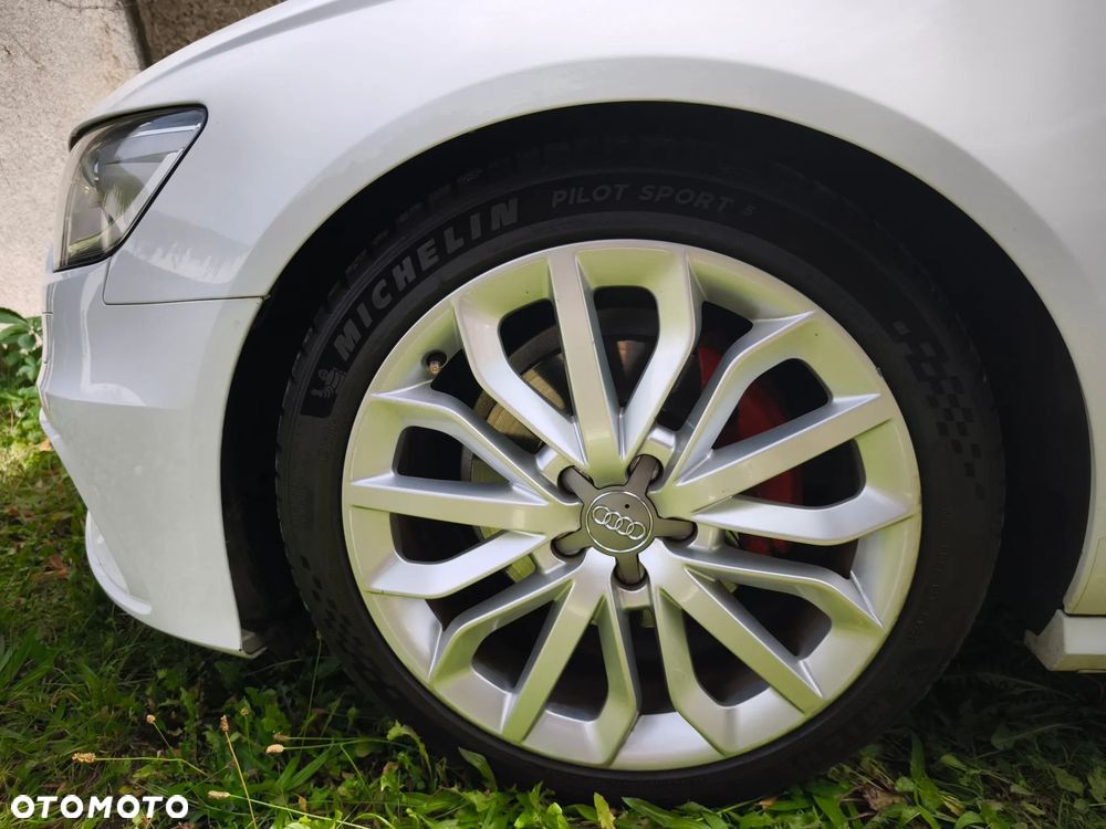 Audi A6 Avant - 4