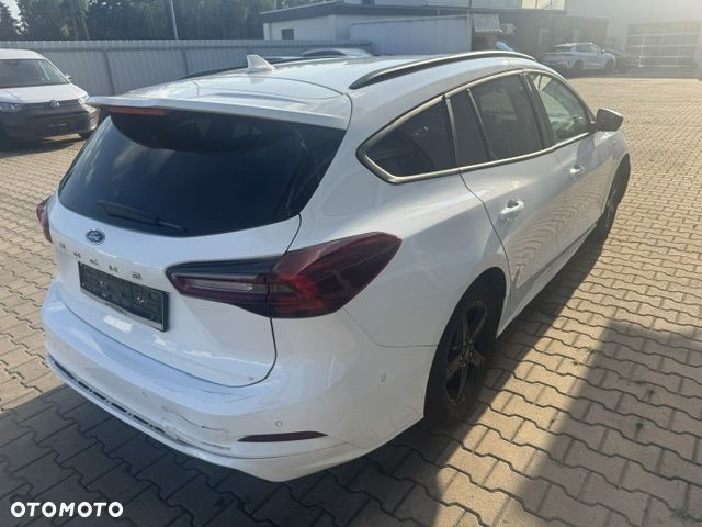 Ford Focus 1.0 EcoBoost Hybrid ST-LINE - 5