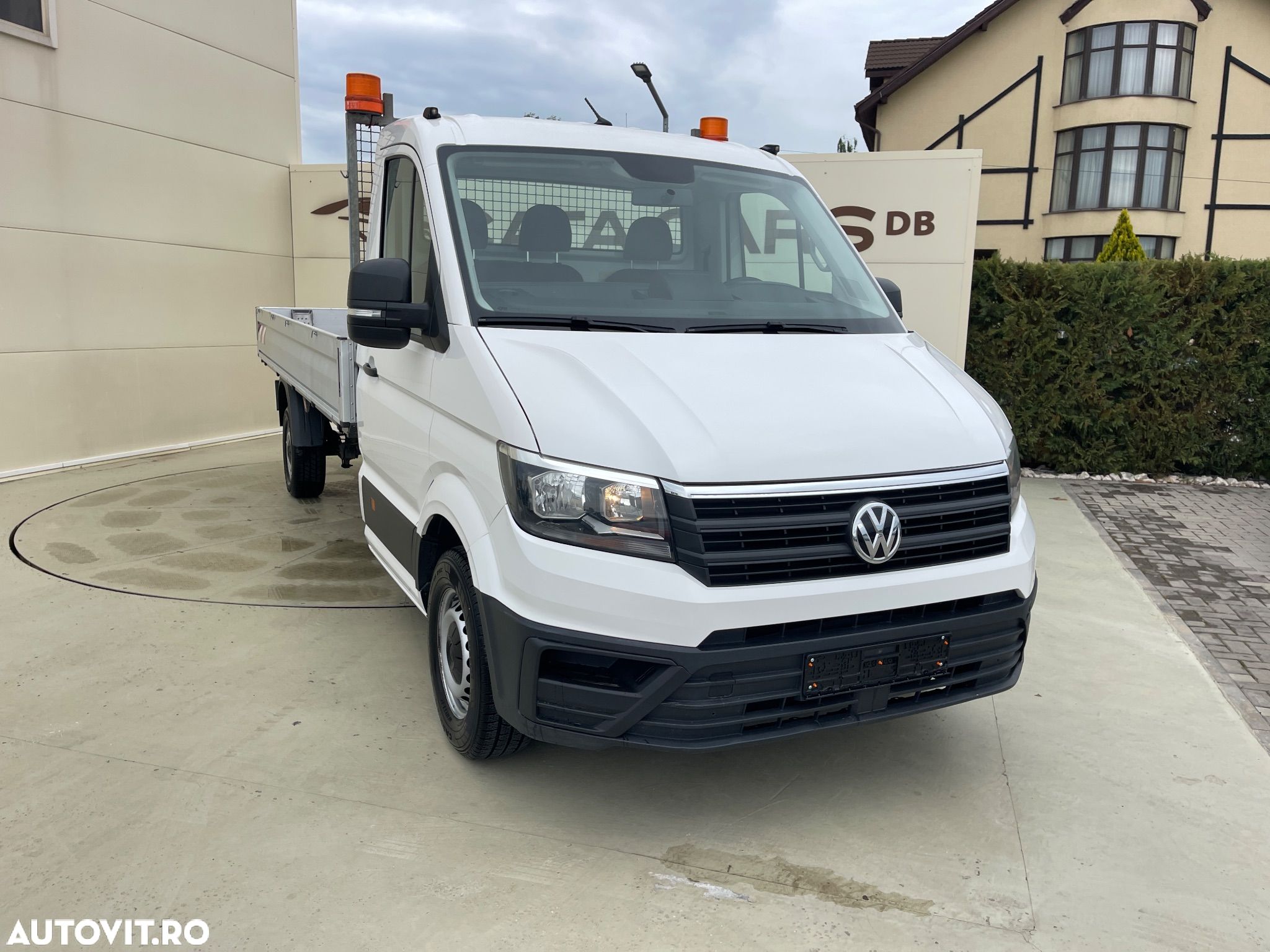 Volkswagen Crafter L4 DSG - 1