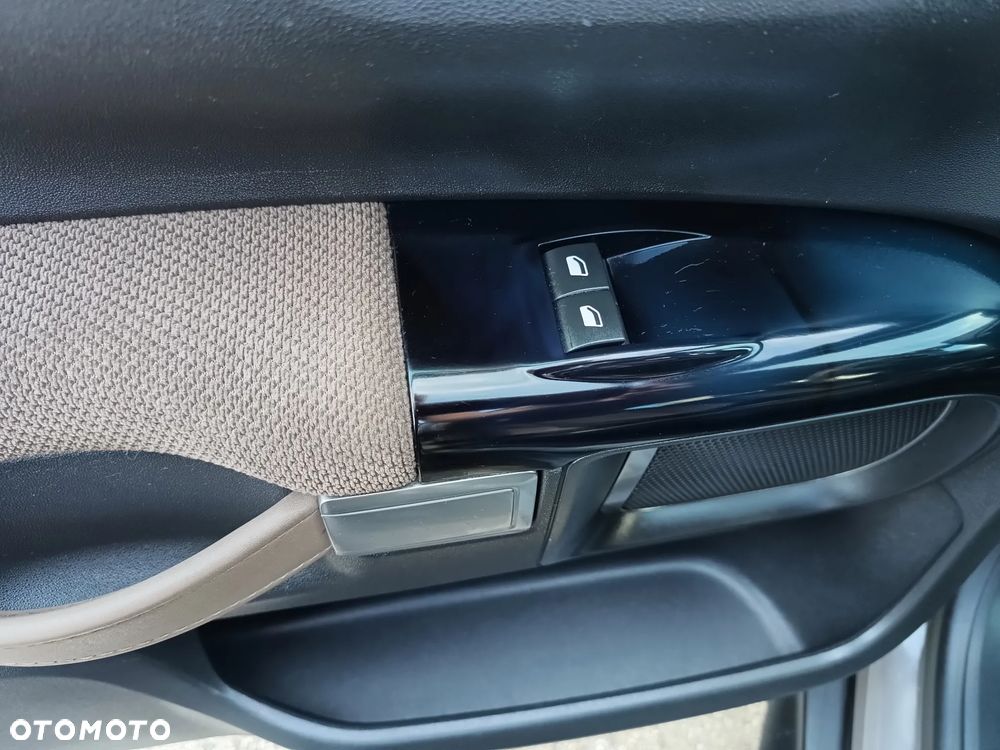 Citroën C4 Cactus 1.2 PureTech Live EU6 - 23