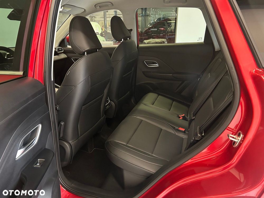 MG ZS - 13