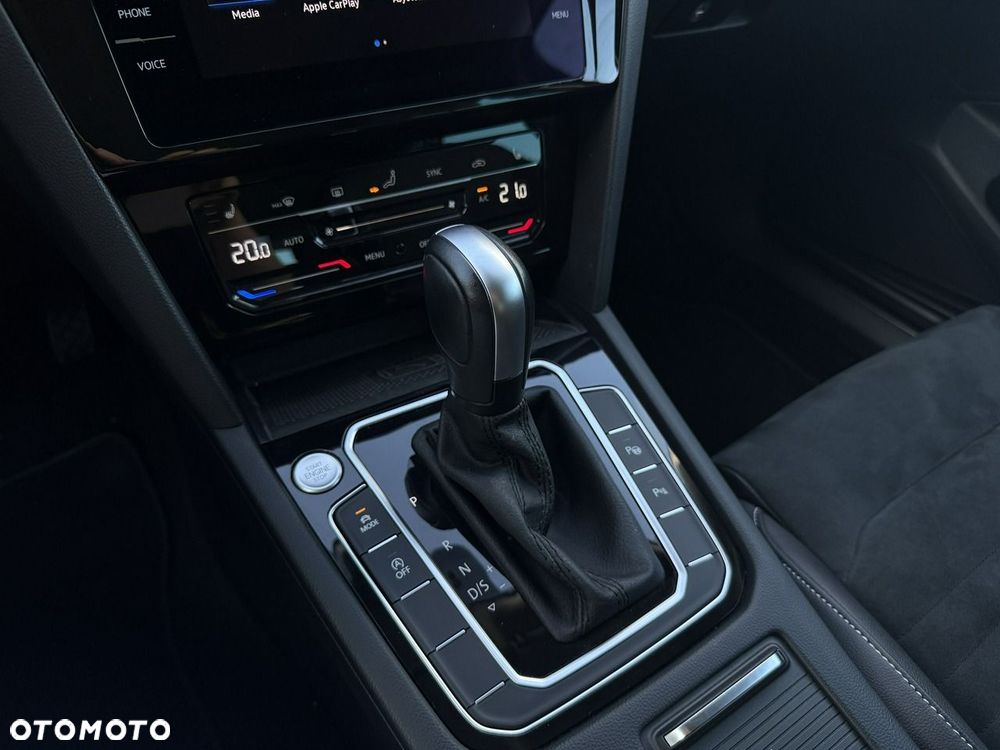 Volkswagen Passat 2.0 TSI Elegance DSG - 27