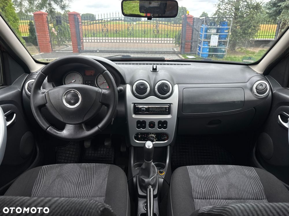 Dacia Sandero 1.6 MPI Laureate - 30