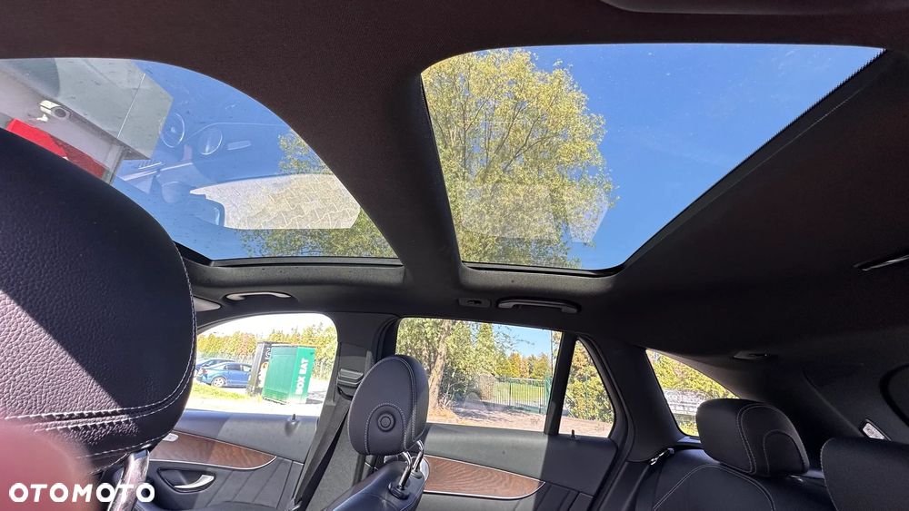 Mercedes-Benz GLC - 7