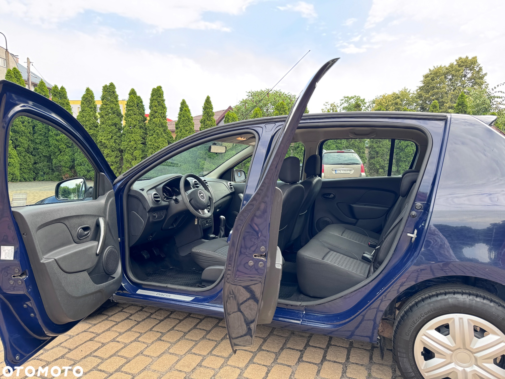 Dacia Sandero 1.2 16V Laureate BL2 - 21