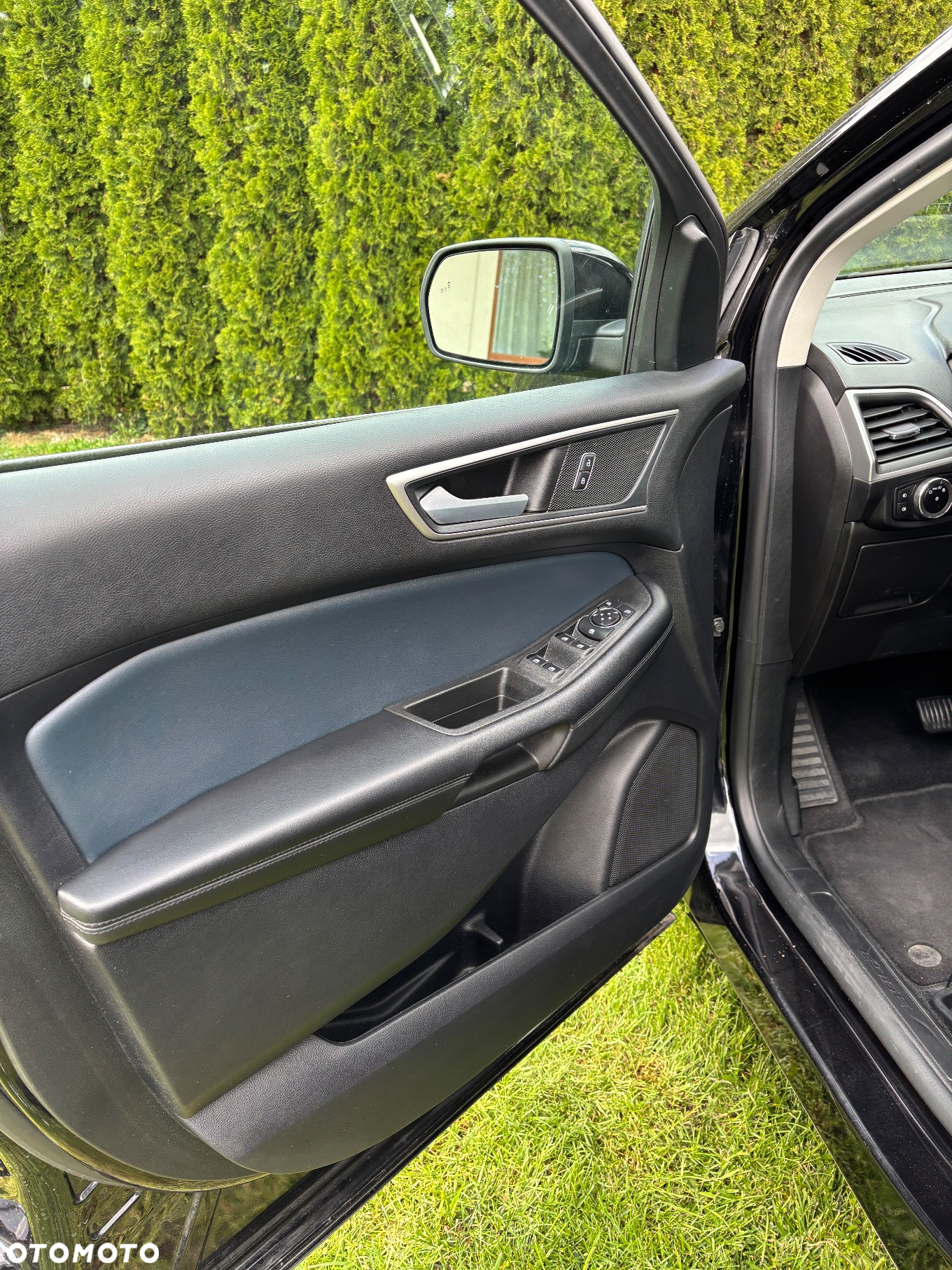Ford Edge - 10