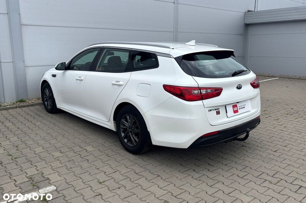 Kia Optima - 8