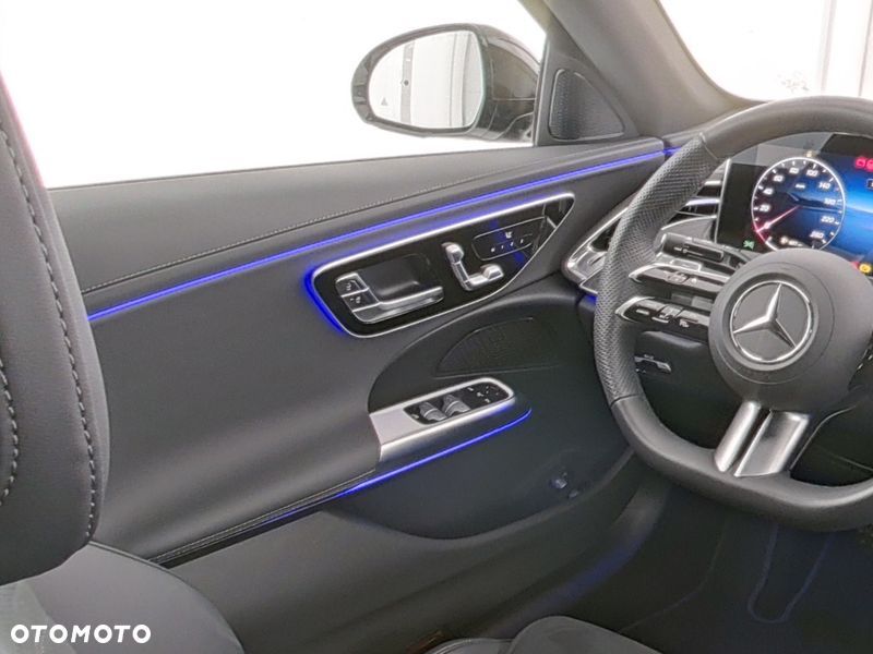 Mercedes-Benz Klasa E 300e 4Matic 9G-TRONIC Edition AMG Line - 4