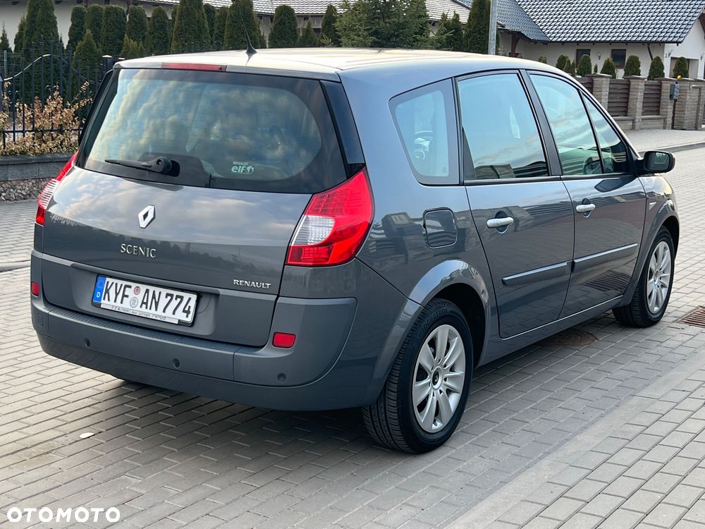 Renault Scenic 2.0 16V Expression - 17