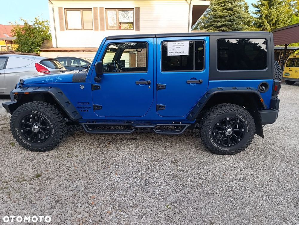Jeep Wrangler - 11