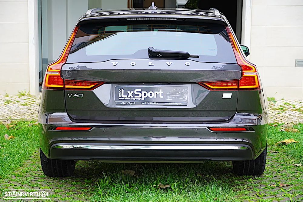 Volvo V60 2.0 T6 AWD TE Essential - 9