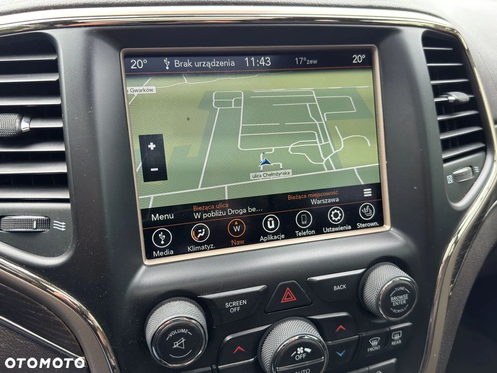 Jeep Grand Cherokee 5.7 V8 HEMI Overland Summit - 27