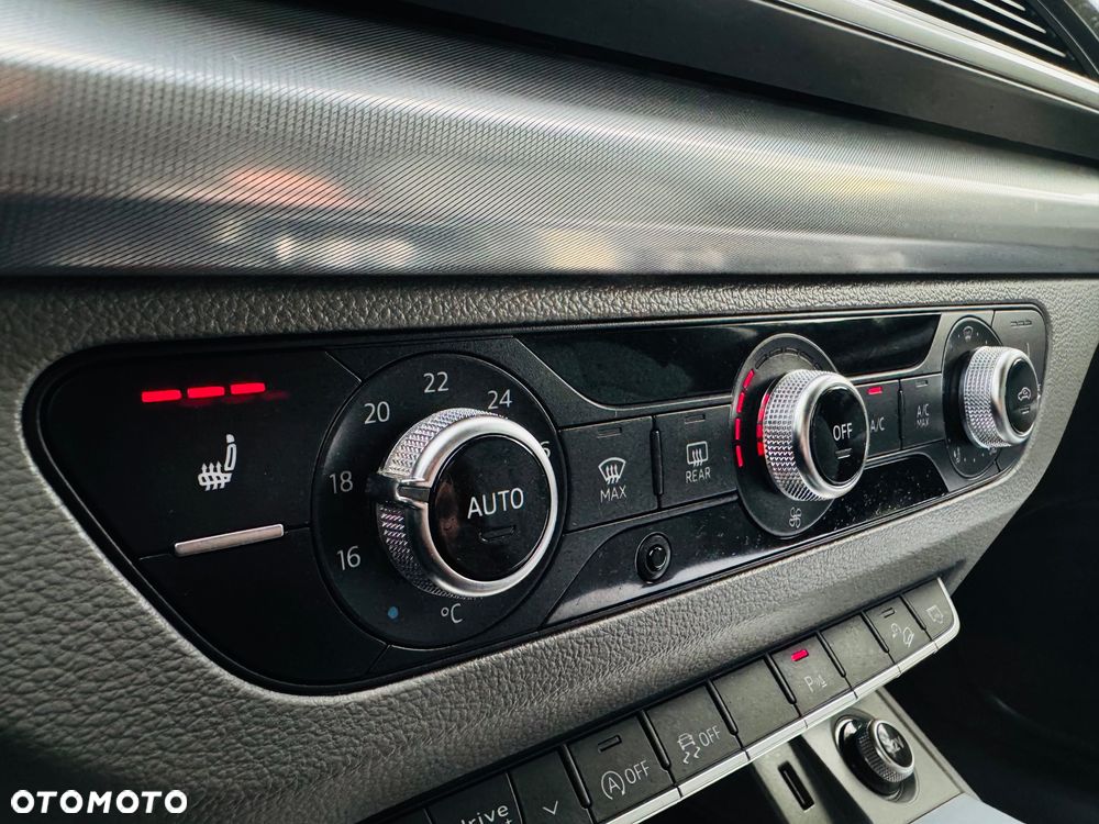 Audi Q5 35 TDI S tronic S line - 38