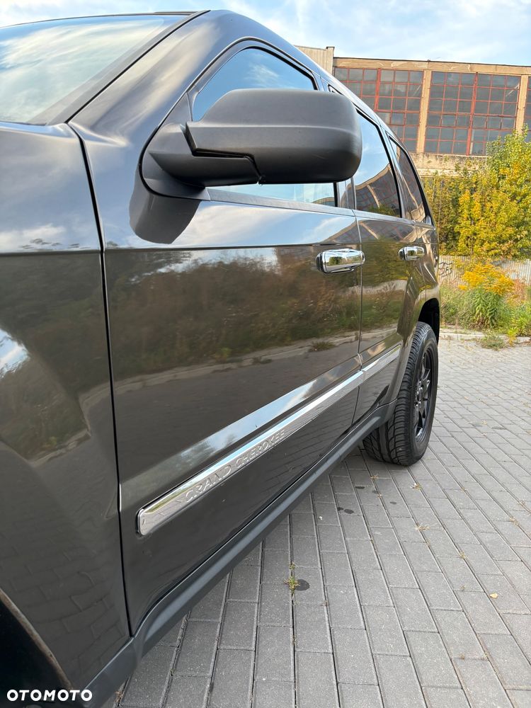 Jeep Grand Cherokee - 14