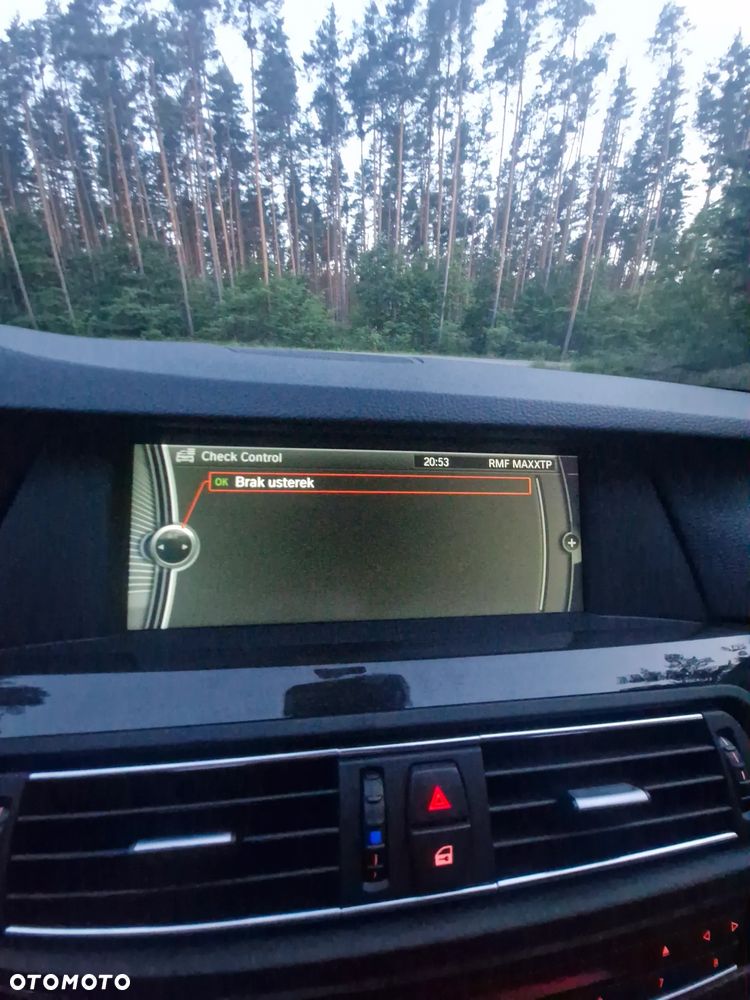 BMW Seria 5 525d - 4
