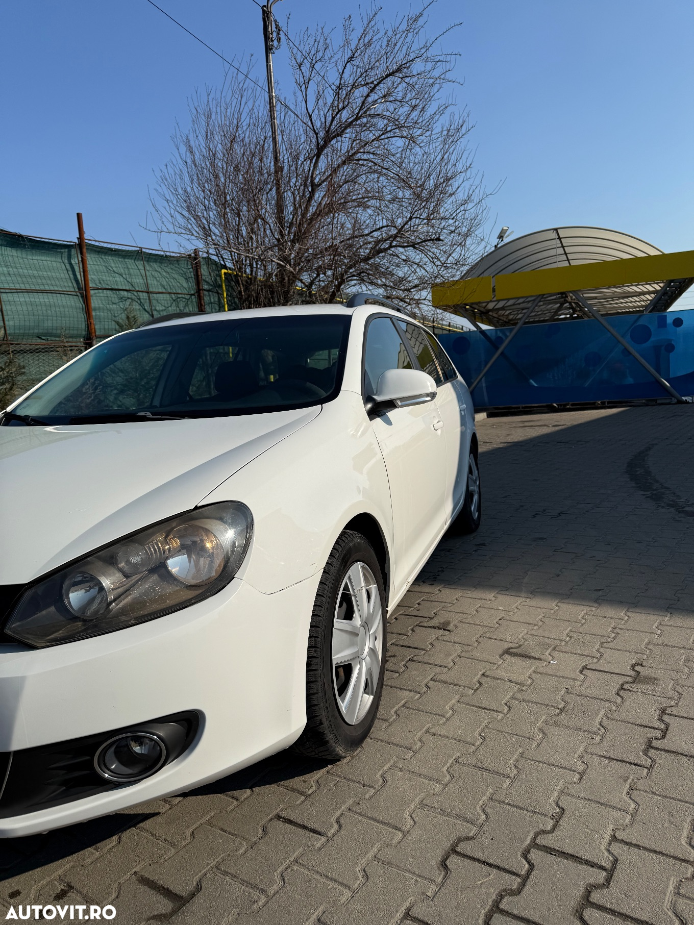 Volkswagen Golf 1.6 TDI BlueMotion Technology DPF Highline - 3