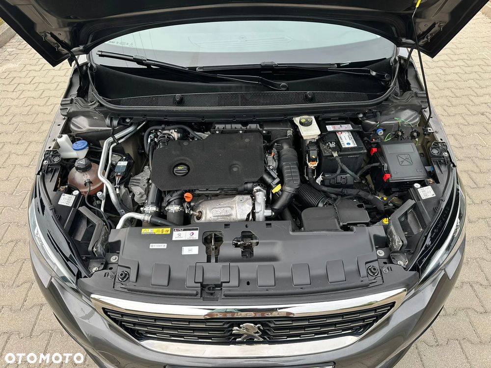 Peugeot 308 - 33