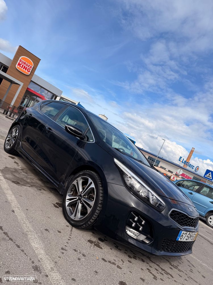 Kia Ceed 1.6 CRDi GT Line - 1