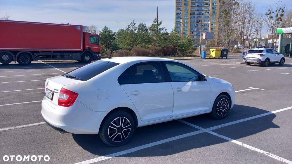 Skoda RAPID 1.2 TSI Ambition - 13