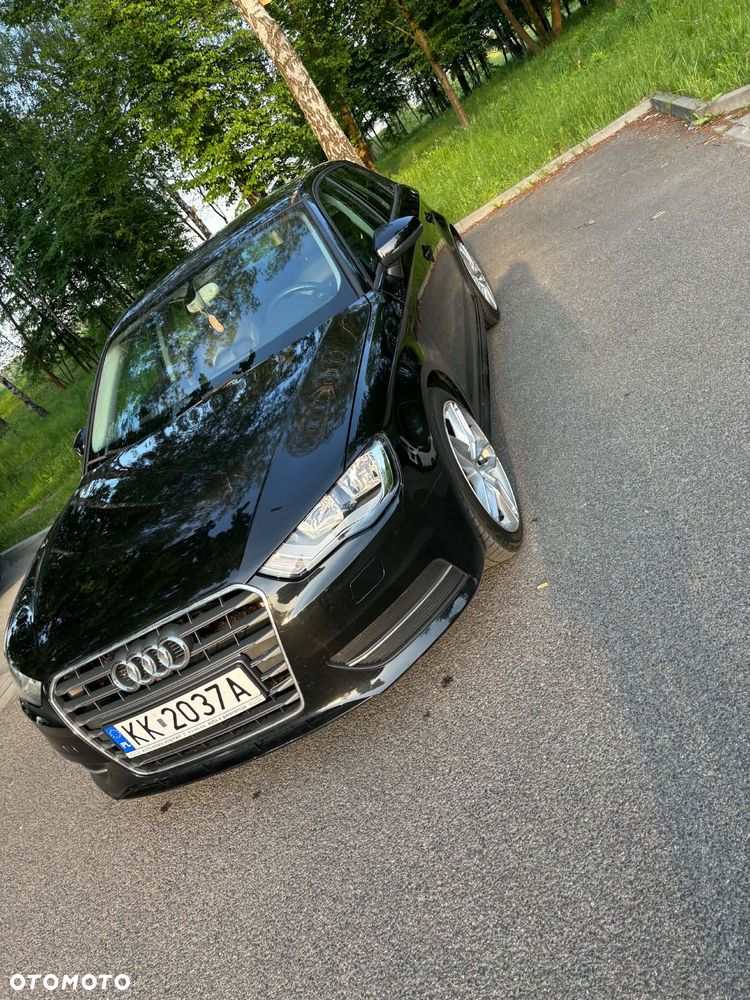 Audi A3 Sportback - 2