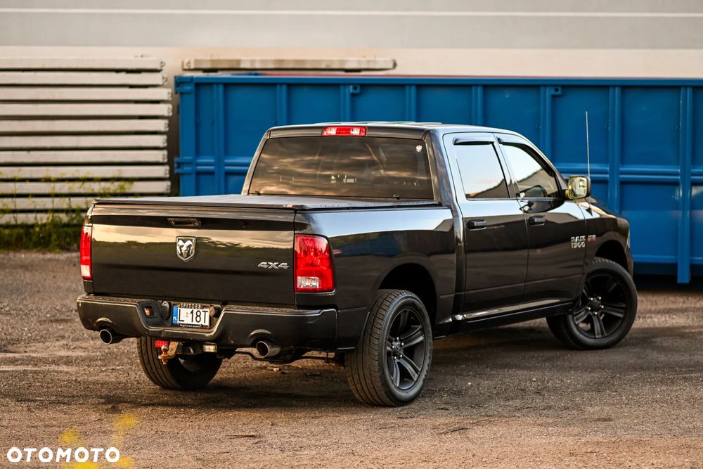 Dodge RAM 1500 5.7 4x4 - 6