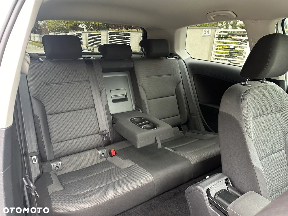 Volkswagen Golf 1.6 TDI BMT Comfortline - 17
