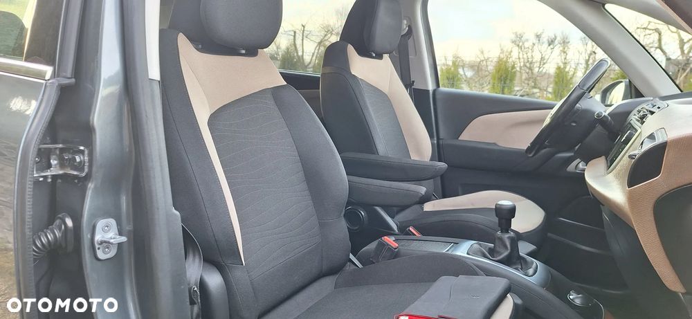 Citroën C4 Picasso e-HDi 115 Intensive - 9