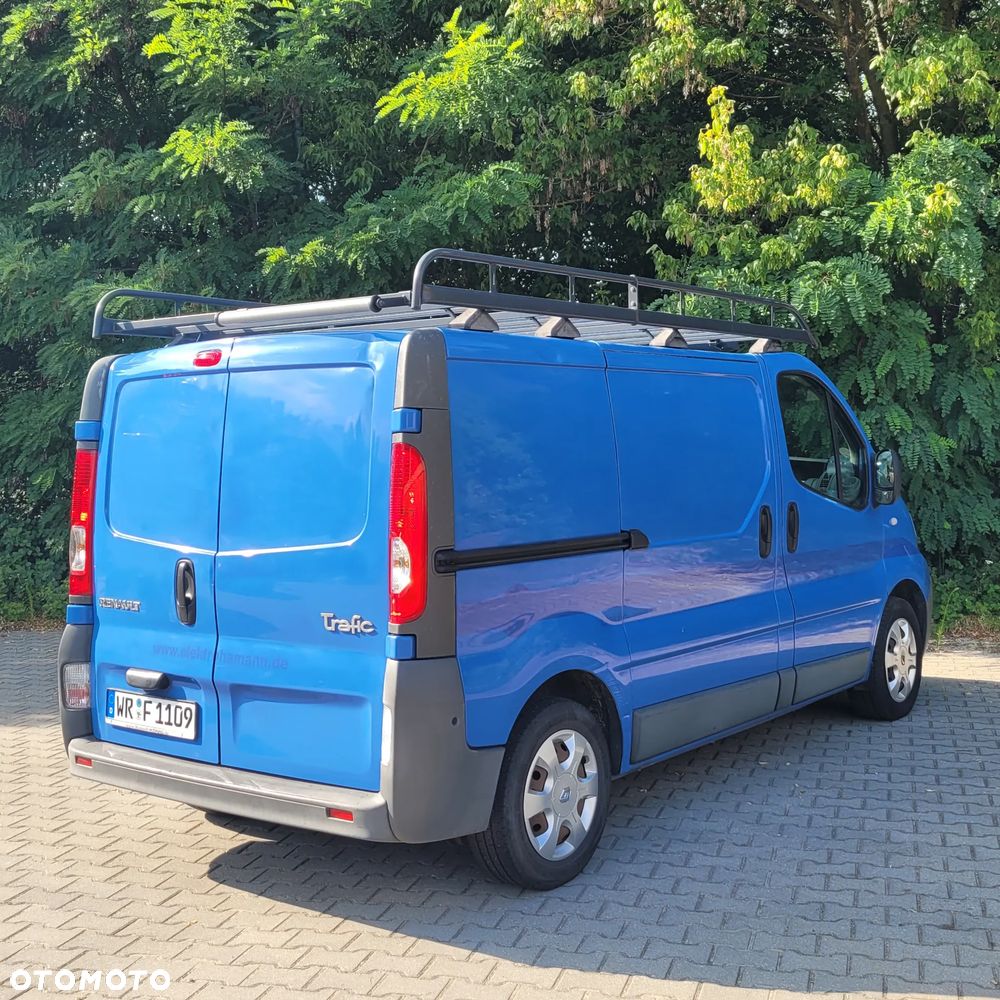 Renault TRAFIC - 6
