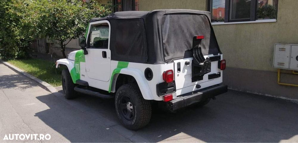 Jeep Wrangler 2.4 Sport - 8