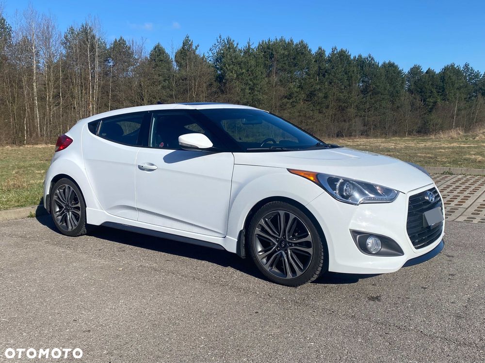 Hyundai Veloster - 1