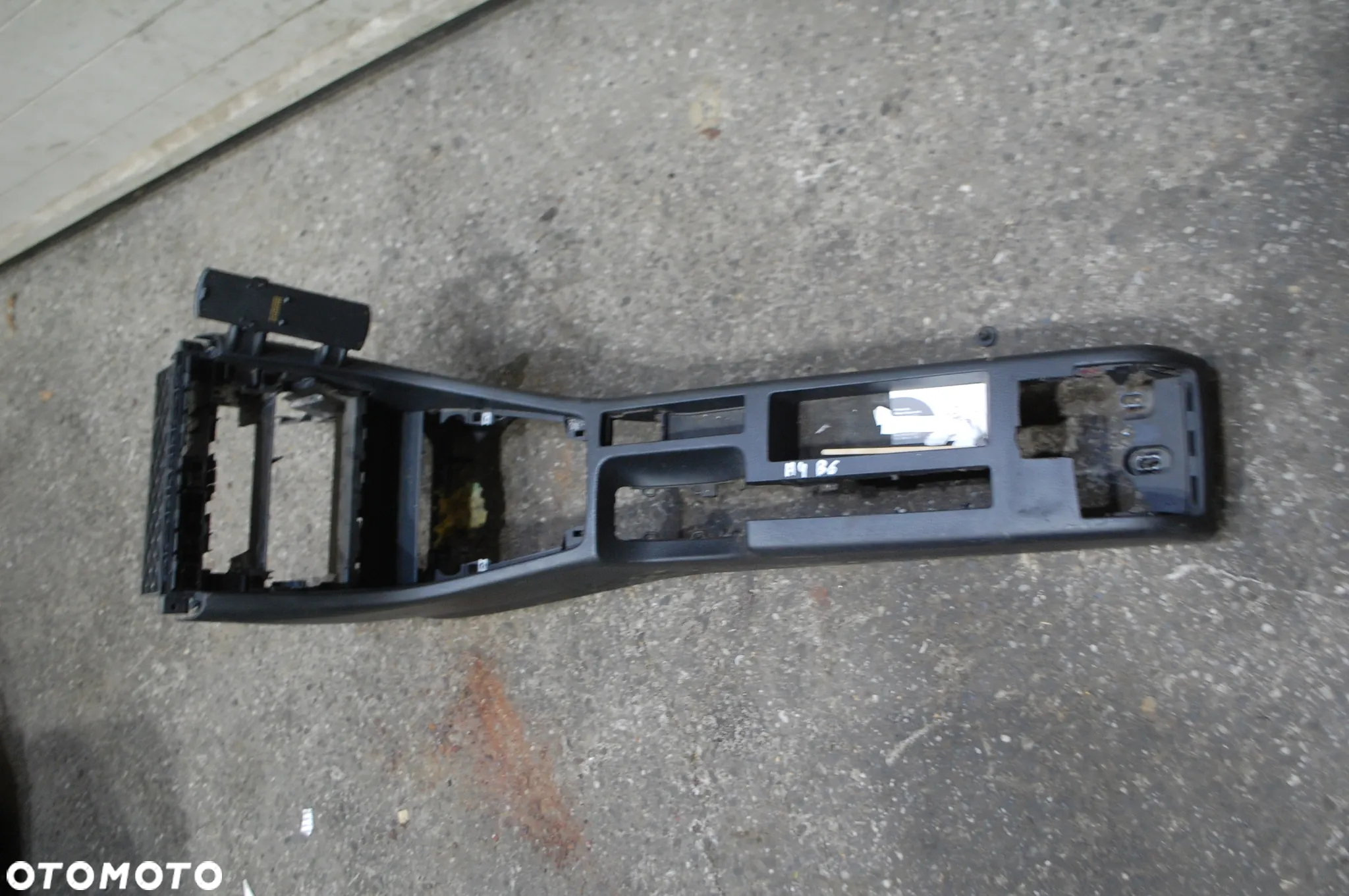 TUNEL ŚRODKOWY AUDI A4 B6 B7 1 DIN - 2