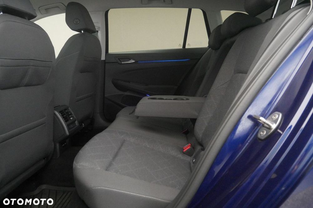 Volkswagen Golf Variant - 15