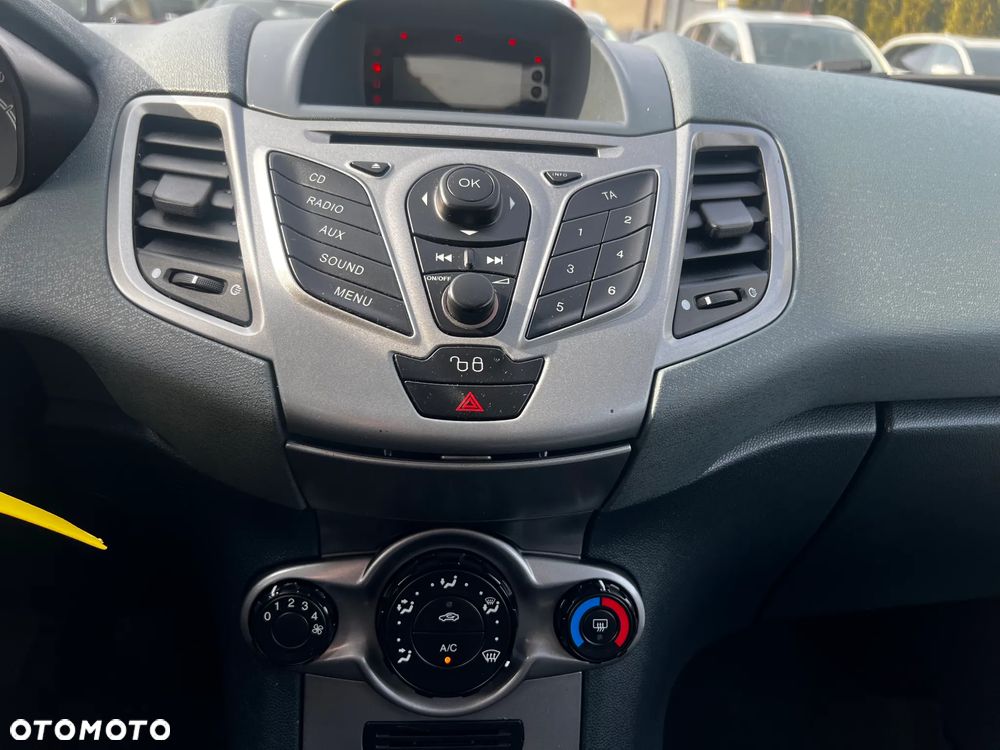 Ford Fiesta 1.25 Ambiente - 20