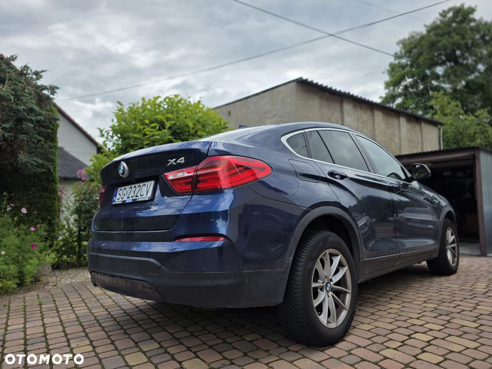 BMW X4 xDrive20i Advantage - 10