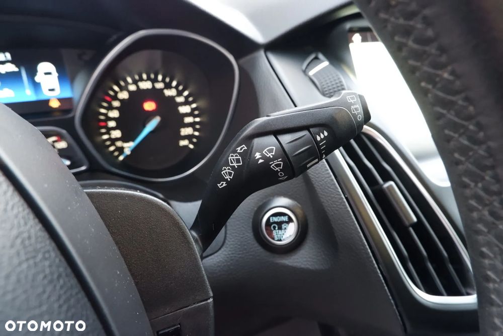 Ford Focus 1.5 EcoBoost STart-Stopp-System Titanium - 18