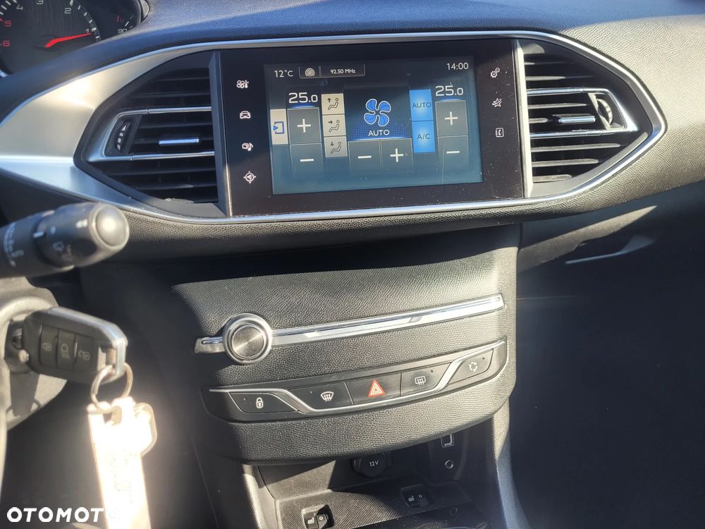 Peugeot 308 BlueHDi 120 Stop & Start Style - 19