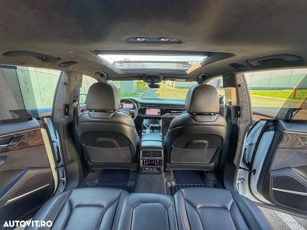 Audi Q8 - 12
