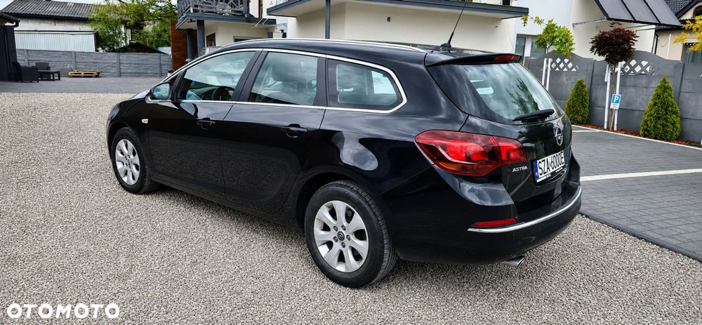 Opel Astra 2.0 CDTI Enjoy - 2