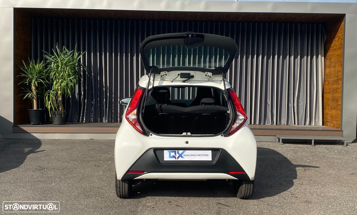 Toyota Aygo 1.0 X-Play - 6