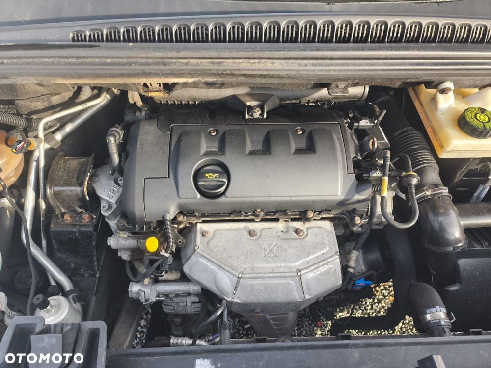 Peugeot 5008 120 VTi Tendance - 12