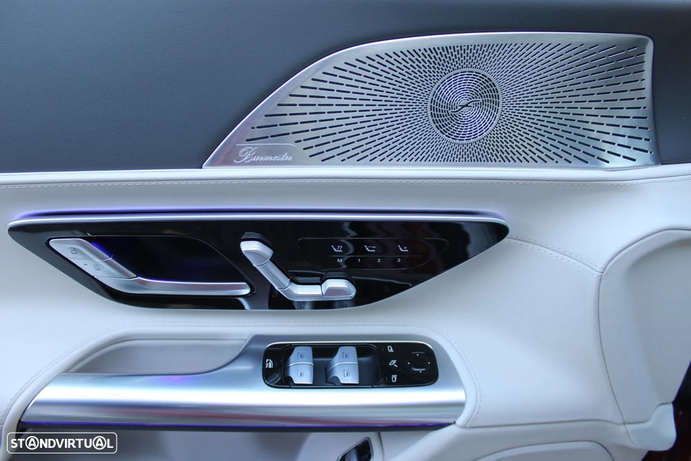 Mercedes-Benz SL 63 AMG 4Matic+ - 16